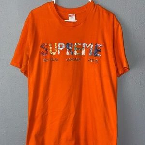 Supreme rocks tee